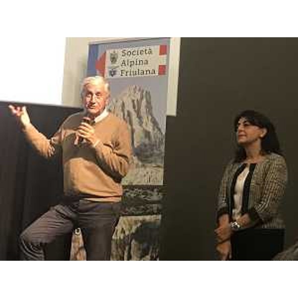 Piero Badaloni (Giornalista) e Mariagrazia Santoro (Assessore regionale Infrastrutture e Territorio e presidente della Fondazione Dolomiti Unesco) alla presentazione del documentario "Dolomiti. Montagne - Uomini - Storie" - Udine 29/09/2017