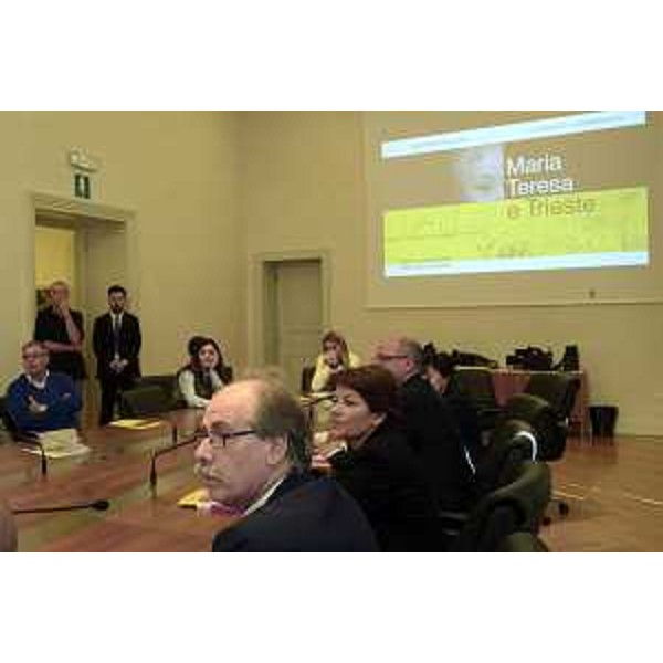 Gianni Torrenti (Assessore regionale Cultura, Sport e Solidarietà) e Gabriella Lugarà (Direttore generale Ente Regionale PAtrimonio Culturale - ERPAC) alla presentazione della mostra "Maria Teresa e Trieste. Storie e culture della città e del suo porto" - Trieste 30/09/2017