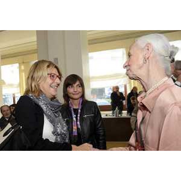 Maria Sandra Telesca (Assessore regionale Salute, Integrazione socio-sanitaria, Politiche sociali e Famiglia), Debora Serracchiani (Presidente Regione Friuli Venezia Giulia) e Bruna Giamperlati Catalani (Presidente Sanatorio Triestino) alle celebrazioni per il centoventesimo anniversario di fondazione del Sanatorio Triestino - Trieste 29/09/2017