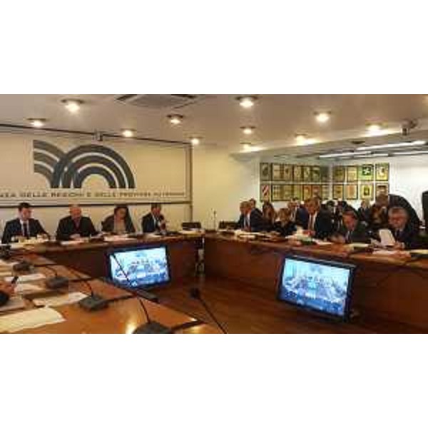 Francesco Peroni (Assessore regionale Finanze, Patrimonio, Coordinamento e Programmazione Politiche economiche e comunitarie) durante i lavori della Conferenza Stato-Regioni - Roma 05/10/2017