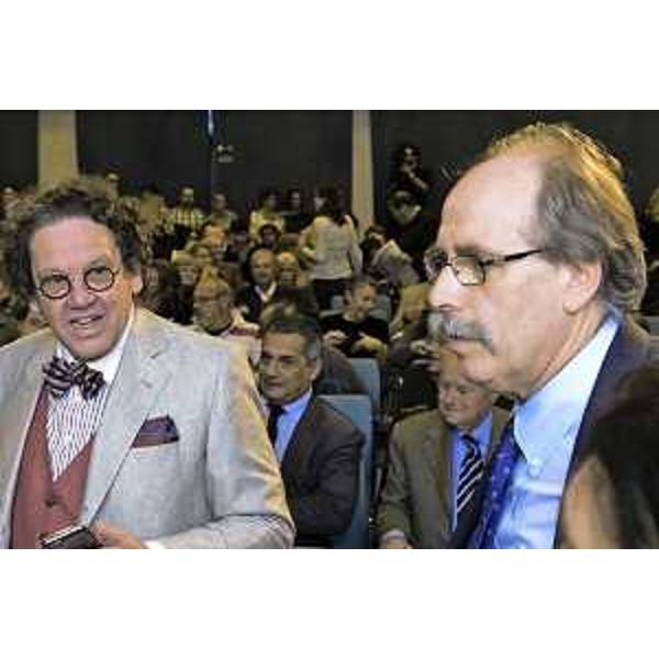 Philippe Daverio (Critico d'arte e scrittore) e Gianni Torrenti (Assessore regionale Cultura, Sport e Solidarietà) durante la lectio magistralis "Spaghetti versus Kartoffeln" - Trieste 05/10/2017