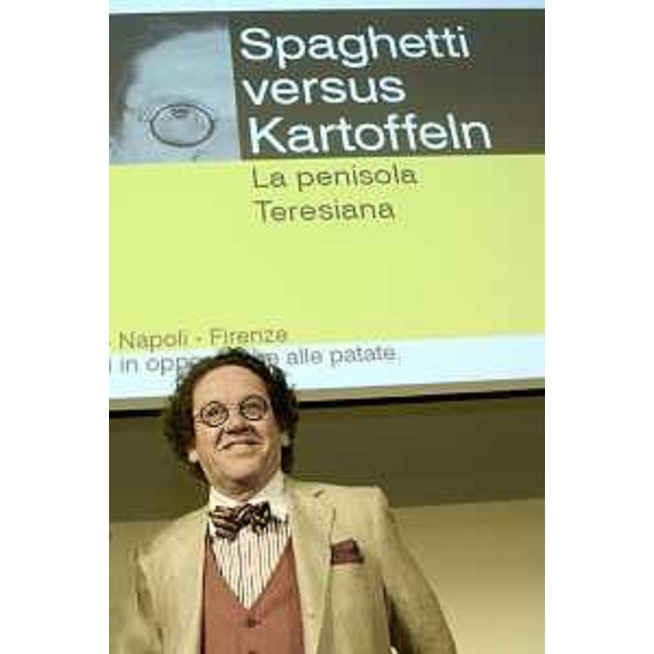 Philippe Daverio (Critico d'arte e scrittore) durante la lectio magistralis "Spaghetti versus Kartoffeln" - Trieste 05/10/2017