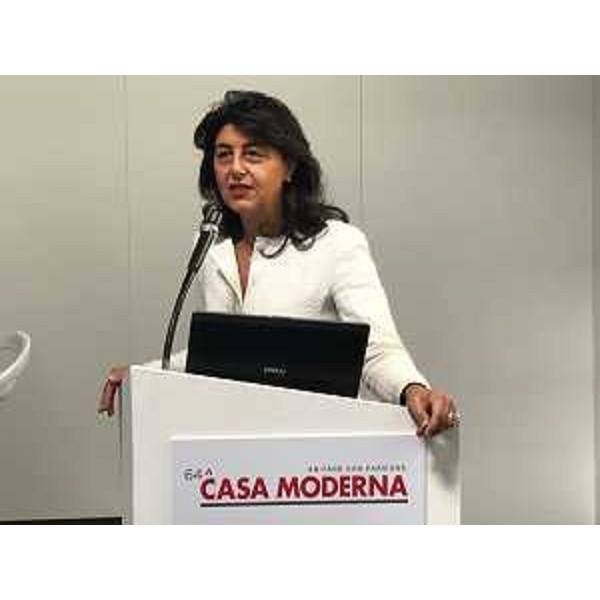 Mariagrazia Santoro (Assessore regionale Infrastrutture e Territorio) al convegno "Il futuro è adesso: nuovi scenari dell'edilizia" nell'ambito della fiera della Casa Moderna - Udine 07/10/2017