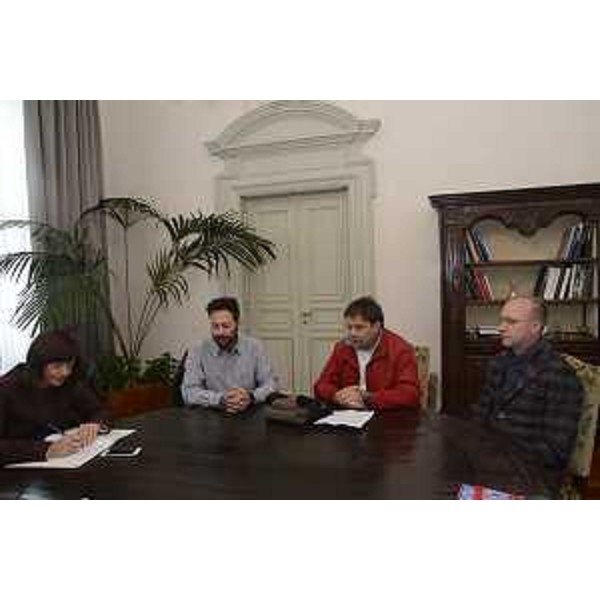 Debora Serracchiani (Presidente Regione Friuli Venezia Giulia) incontra la delegazione delle rappresentanze sindacali della Leonardo di Ronchi dei Legionari - Trieste 09/10/2017