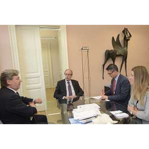 Gianni Torrenti (Assessore regionale Cultura, Sport e Solidarietà) incontra Vojko Volk (Console generale Repubblica di Slovenia) e Tanja Mlajac (Console Repubblica di Slovenia) - Trieste 12/10/2017