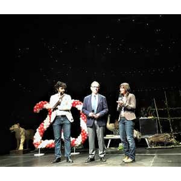 Federico Pirone (Assessore Cultura Comune Udine), Paolo Vidali (Presidente Fondazione Teatro Nuovo Giovanni da Udine) e Debora Serracchiani (Presidente Regione Friuli Venezia Giulia) alla cerimonia per i vent'anni del Teatro Nuovo Giovanni da Udine - Udine 15/10/2017