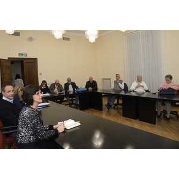 Sara Vito (Assessore regionale Ambiente ed Energia) all'incontro con il Comune e i rappresentanti dei comitati di quartiere di Monfalcone sulla richiesta di Fincantieri dell'Autorizzazione Integrata Ambientale (AIA) - Trieste 16/10/2017