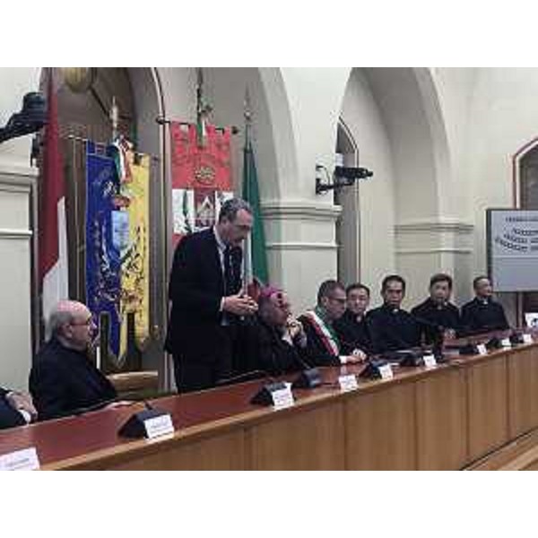 Sergio Bolzonello (Vicepresidente Regione FVG e assessore Attività produttive, Turismo e Cooperazione) interviene all'incontro con una rappresentanza cinese della Congregazione dei discepoli del Signore - Pordenone 16/10/2017