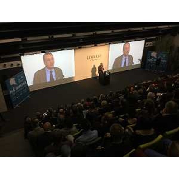 Sergio Bolzonello (Vicepresidente Regione FVG e assessore Attività produttive, Turismo e Cooperazione) interviene al convegno "FVG siamo noi"- Udine 19/10/2017