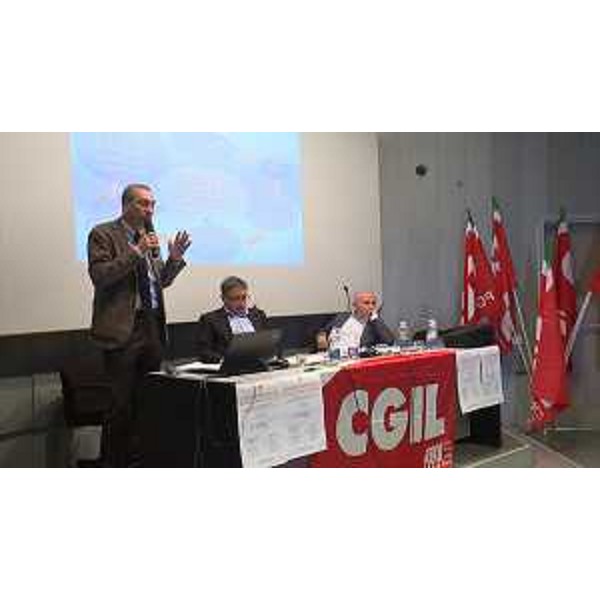 Sergio Bolzonello (Vicepresidente Regione FVG e assessore Attività produttive, Turismo e Cooperazione) interviene al convegno "Lavoro e innovazione, quale ripresa per il FVG" - Pordenone 19/10/2017