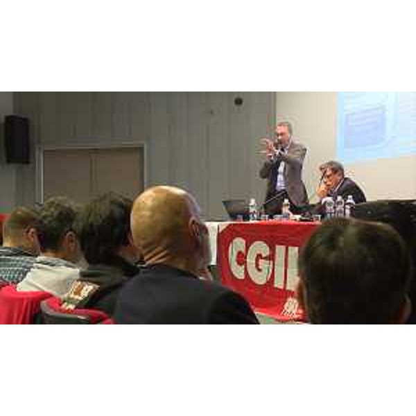 Sergio Bolzonello (Vicepresidente Regione FVG e assessore Attività produttive, Turismo e Cooperazione) interviene al convegno "Lavoro e innovazione, quale ripresa per il FVG" - Pordenone 19/10/2017
