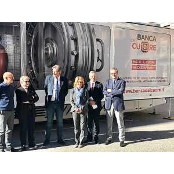 Maria Sandra Telesca (Assessore regionale Salute, Integrazione socio-sanitaria, Politiche sociali e Famiglia) alla presentazione del programma delle iniziative di Truck Tour Banca del Cuore - Trieste 24/10/2017