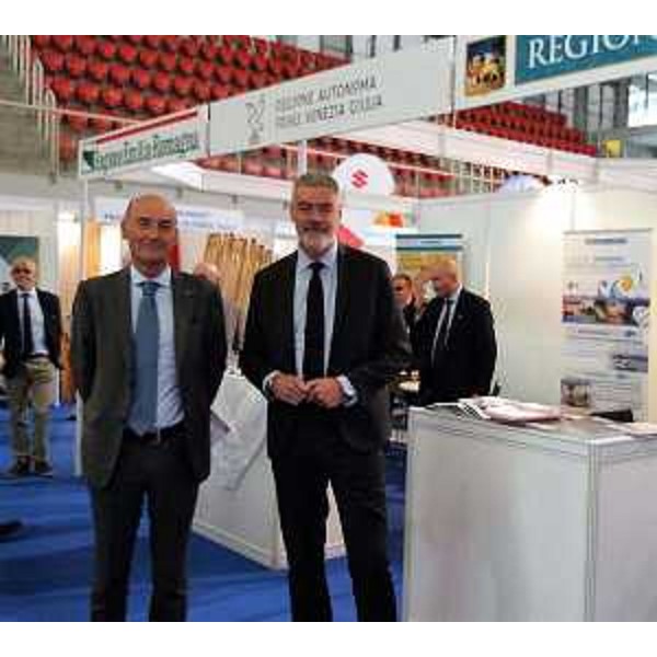 Paolo Panontin (Assessore regionale Autonomie locali e Coordinamento Riforme, Comparto unico, Sistemi informativi, Caccia e Risorse ittiche, delegato Protezione civile) all'inaugurazione di Crofish 2017, Fiera internazionale della Pesca - Parenzo (Croazia) 26/10/2017