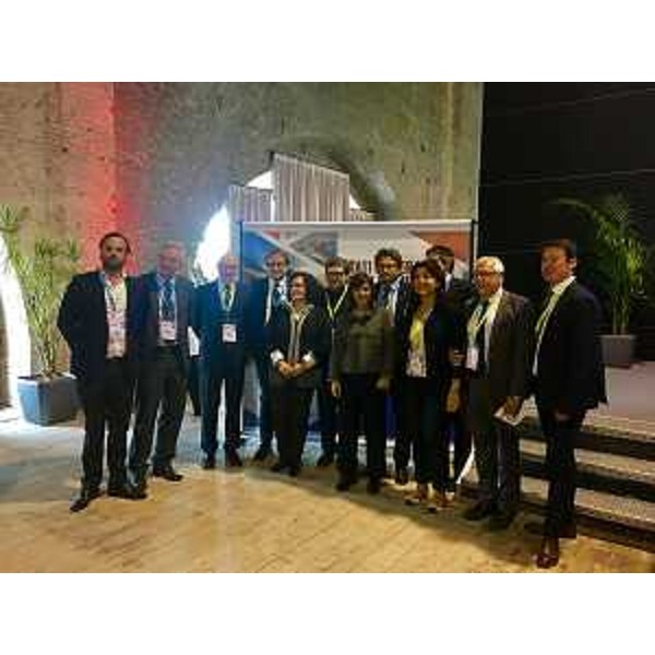 Debora Serracchiani (Presidente Regione Friuli Venezia Giulia) e Mariagrazia Santoro (Assessore regionale Infrastrutture e Territorio) con la delegazione del Friuli Venezia Giulia agli Stati generali della logistica del Nordest - Venezia 26/10/2017