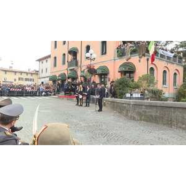 Sergio Bolzonello (Vicepresidente Regione FVG e assessore Attività produttive, Turismo e Cooperazione) interviene durante la cerimonia in ricordo della disfatta di Caporetto - Cividale del Friuli 27/10/2017