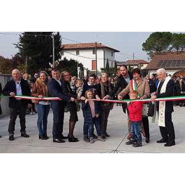 Cristiano Shaurli (Assessore regionale Risorse agricole e forestali) alla cerimonia di scoprimento della targa di locale storico all'Osteria Grossutti - Bertiolo 29/10/2017