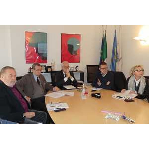 Sergio Lucchetta (Presidente Consorzio Pordenone Turismo), Sergio Bolzonello (Vicepresidente Regione FVG e assessore Attività produttive, Turismo e Cooperazione), Alberto Marchiori (Presidente Ascom Confcommercio Pordenone), Alessandro Ciriani (Sindaco Pordenone) e Guglielmina Cucci (Assessore Turismo Comune Pordenone) all'incontro sull'illustrazione dei dati riguardanti i ritorni economici dei grandi eventi nella Destra Tagliamento - Pordenone 31/10/2017