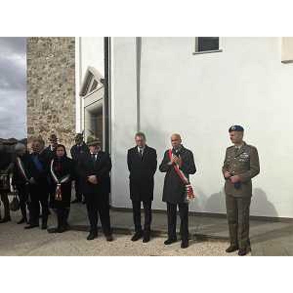 Sergio Bolzonello (Vicepresidente Regione FVG e assessore Attività produttive, Turismo e Cooperazione) e Nicola Turello (Sindaco Pozzuolo del Friuli) alla cerimonia per la riapertura del museo presso il Tempio di Cargnacco - Cargnacco 05/11/2017