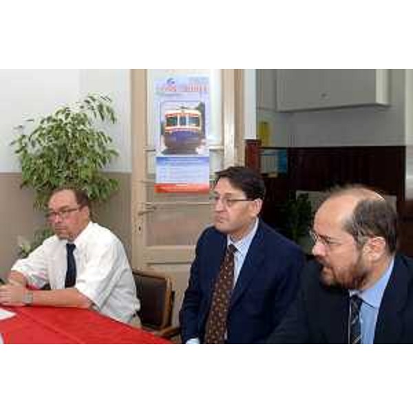 Lodovico Sonego (Assessore regionale alla pianificazione territoriale, energia, mobilità e infrastrutture di trasporto) alla presentazione dei nuovi treni sulla Udine - Cividale (Cividale, 20/06/06)