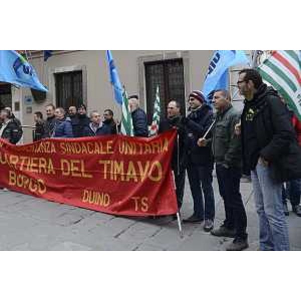 Manifestazione di protesta dei lavoratori della cartiera Burgo di Duino - Trieste 09/11/2017