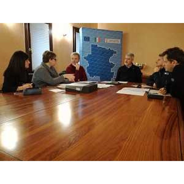 Paolo Panontin (Assessore regionale Autonomie locali e Coordinamento Riforme, Comparto unico, Sistemi informativi, Caccia e Risorse ittiche, delegato Protezione civile) e Luciano Sulli (Direttore Protezione Civile FVG) durante l'incontro con i rappresentanti dell'UTI delle Valli e delle Dolomiti Friulane - Pordenone 13/11/2017
