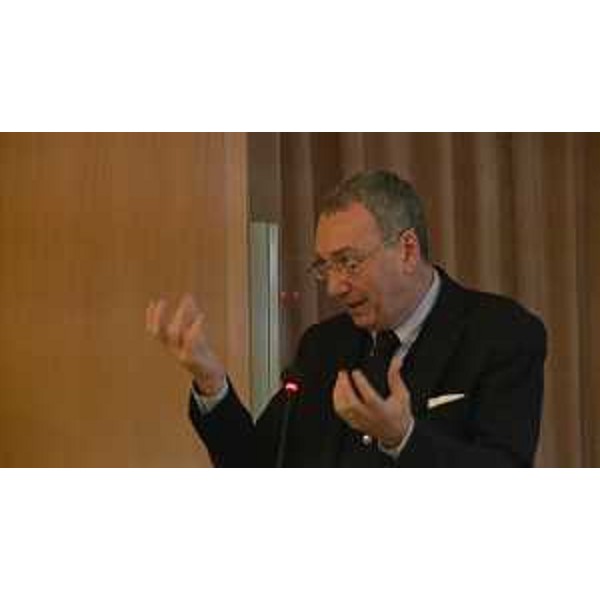 Sergio Bolzonello (Vicepresidente Regione FVG e assessore Attività produttive, Turismo e Cooperazione) interviene nel corso della giornata di studio Terzo settore 2.0 - Udine 15/11/2017