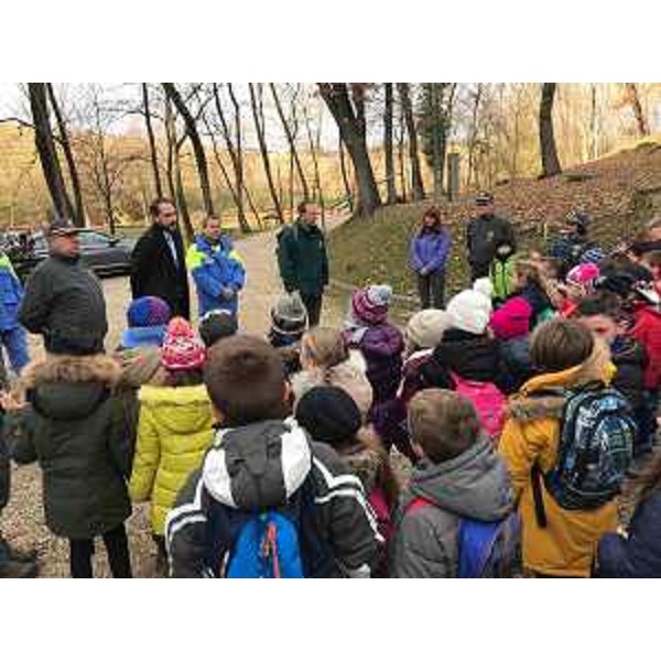 Cristiano Shaurli (Assessore regionale Risorse agricole e forestali) alla Festa dell'Albero organizzata dal Corpo Forestale Regionale (CFR) - Bosco Romagno 21/11/2017