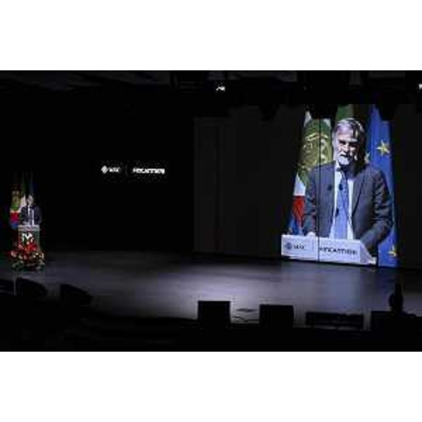 Graziano Delrio (Ministro Infrastrutture e Trasporti) interviene durante la cerimonia di varo della nave da crociera MSC Seaside - Monfalcone 29/11/2017