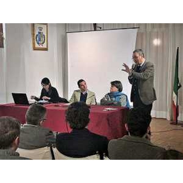 Sergio Bolzonello (Vicepresidente Regione FVG e assessore Attività produttive, Turismo e Cooperazione) al convegno sul Distretto pordenonese del Mobile - Villa Varda di Brugnera 06/12/2017