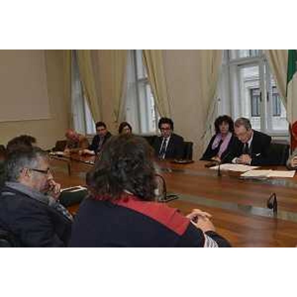 Loredana Panariti (Assessore regionale Lavoro, Formazione, Istruzione, Pari Opportunità, Politiche giovanili, Ricerca e Università) e Sergio Bolzonello (Vicepresidente Regione FVG e assessore Attività produttive, Turismo e Cooperazione) incontrano i rappresentanti sindacali della Burgo - Trieste 07/12/2017