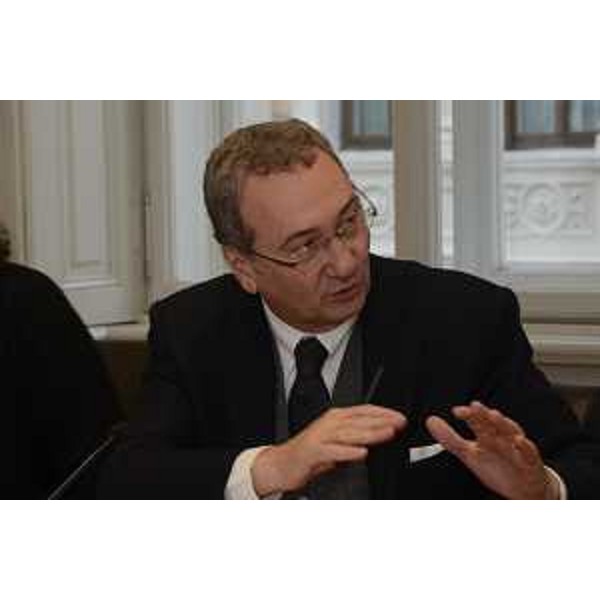 Sergio Bolzonello (Vicepresidente Regione FVG e assessore Attività produttive, Turismo e Cooperazione) incontra i rappresentanti sindacali della Burgo - Trieste 07/12/2017