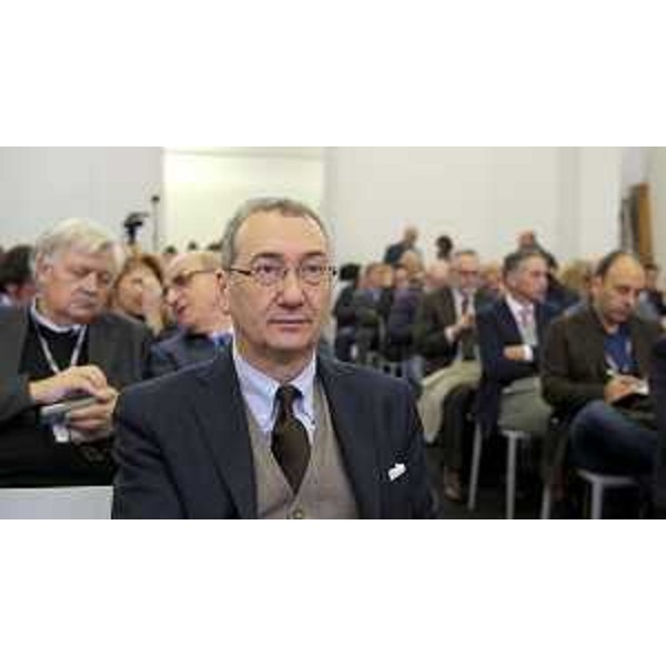 Sergio Bolzonello (Vicepresidente Regione FVG e assessore Attività produttive, Turismo e Cooperazione) all'inaugurazione della prima edizione di Rive - Pordenone 12/12/2017 (Foto Pordenone Fiere)