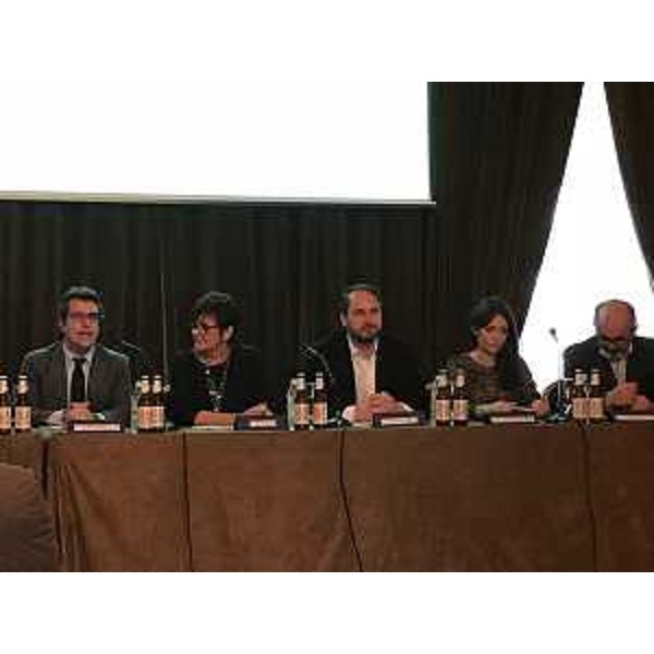 Cristiano Shaurli (Assessore regionale Risorse agricole e forestali) alla conferenza stampa dedicata al rilancio della birra Dormisch - Udine 12/12/2017