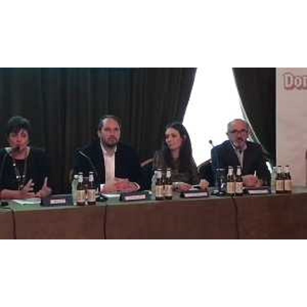 Cristiano Shaurli (Assessore regionale Risorse agricole e forestali) alla conferenza stampa dedicata al rilancio della birra Dormisch - Udine 12/12/2017