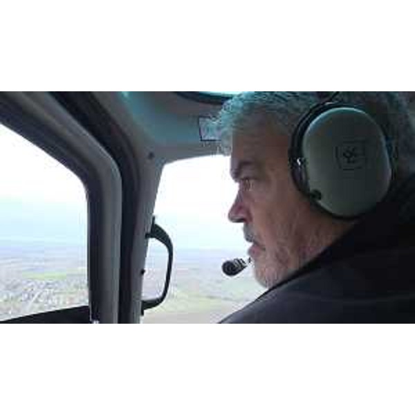 Paolo Panontin (Assessore regionale Autonomie locali e Coordinamento Riforme, Comparto unico, Sistemi informativi, Caccia e Risorse ittiche, delegato Protezione civile) durante il sopralluogo lungo il corso del Tagliamento - Latisana 12/12/2017