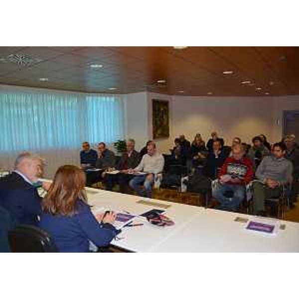 Paolo Panontin (Assessore regionale Autonomie locali e Coordinamento Riforme, Comparto unico, Sistemi informativi, Caccia e Risorse ittiche, delegato Protezione civile) durante l'incontro tra i responsabili della Centrale unica della committenza e le categorie produttive del FVG - Udine 18/12/2018