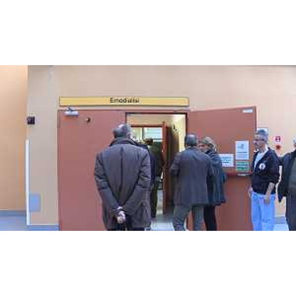 Maria Sandra Telesca (Assessore regionale Salute, Integrazione socio-sanitaria, Politiche sociali e Famiglia) visita le sale del reparto dialisi del presidio ospedaliero - Palmanova 19/12/2017