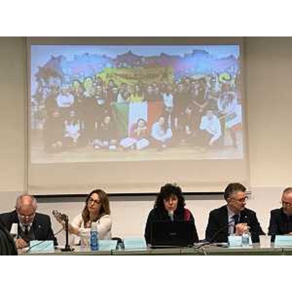 Loredana Panariti (Assessore regionale Lavoro, Formazione, Istruzione, Pari Opportunità, Politiche giovanili, Ricerca e Università) alla presentazione del progetto "Cittadini d'Europa consapevoli" - San Vito al Tagliamento 19/12/2017