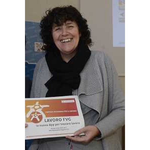 Loredana Panariti (Assessore regionale Lavoro, Formazione, Istruzione, Pari Opportunità, Politiche giovanili, Ricerca e Università) presenta la App mobile "Lavoro FVG" - Trieste 21/12/2017