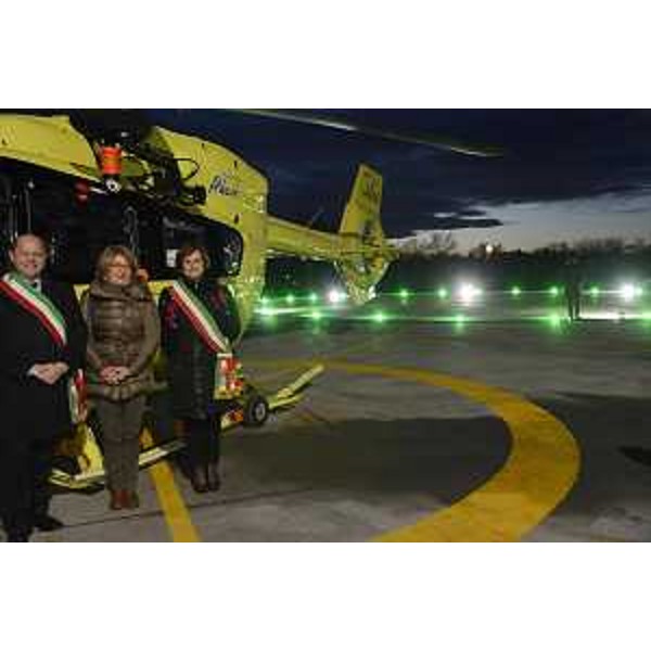 Maria Sandra Telesca (Assessore regionale Salute, Integrazione socio-sanitaria, Politiche sociali e Famiglia) all'Eliporto FVG di Camporformido - 22/12/2017