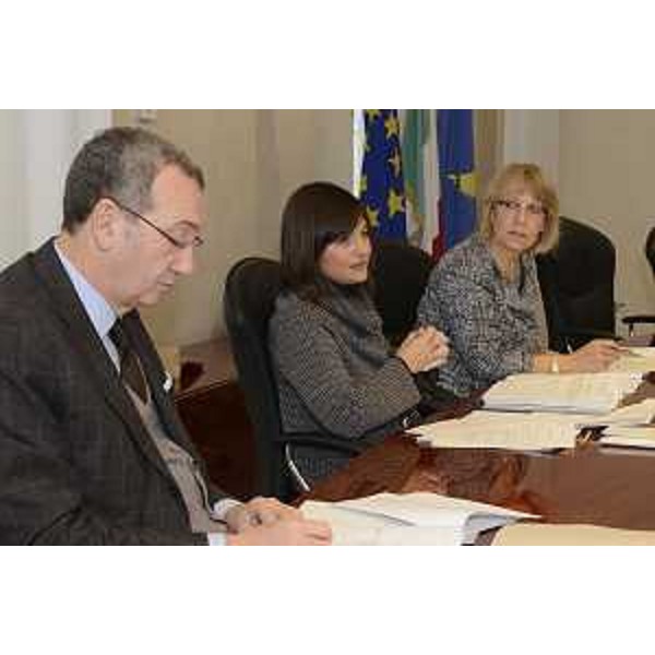 Sergio Bolzonello (Vicepresidente Regione FVG e assessore Attività produttive, Turismo e Cooperazione) e Debora Serracchiani (Presidente Regione Friuli Venezia Giulia) nel corso della riunione della Giunta regionale - Trieste 22/12/2017
