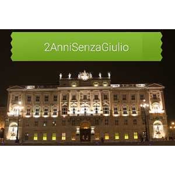 Palazzo della Regione FVG in piazza Unità illuminato di giallo in segno di vicinanza alla famiglia del giovane ricercatore di Fiumicello barbaramente ucciso in Egitto nel 2016 - Trieste 25/01/2018