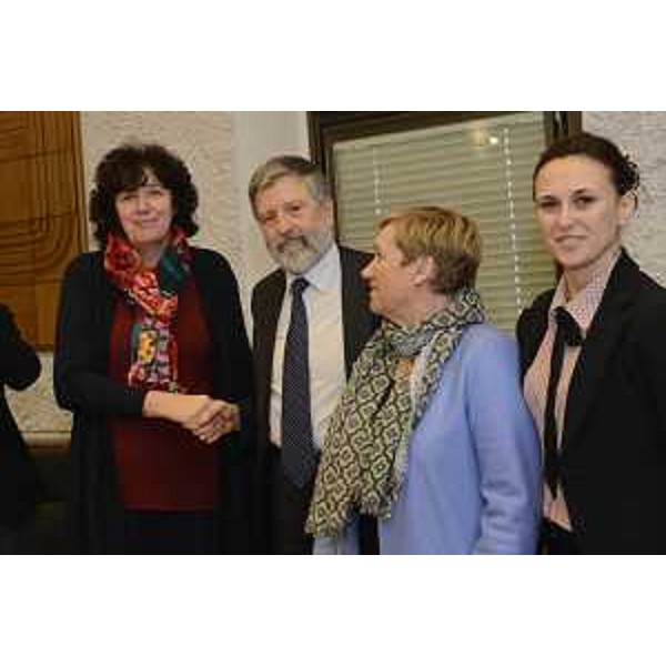 Loredana Panariti (Assessore regionale al Lavoro e alla Formazione) all'incontro Fvg-CIDA (Confederazione Italiana Dirigenti e Alte Professionalità) per alternanza scuola-lavoro