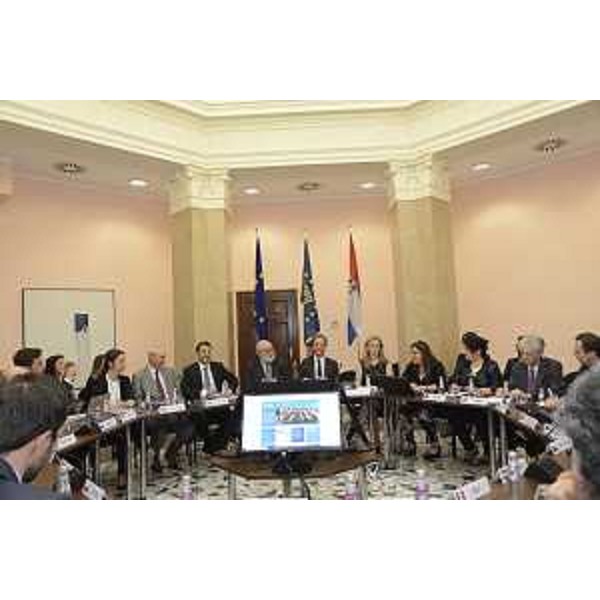 Una fase dei lavori del convegno dell'InCE che vede la presenza anche di Massimiliano Fedriga, governatore della Regione FVG - Trieste 30/05/2018