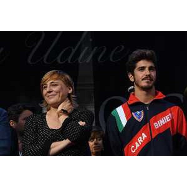 Il campione Matteo Restivo, testimonial di Friuli Doc, 24ma edizione, assieme alla chef Antonia Klugmann