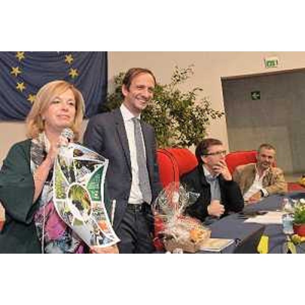 Il governatore del Friuli Venezia Giulia, Massimiliano Fedriga, con la preside dell’Istituto agrario “Sabbatini”, Maddalena Venzo - Pozzuolo del Friuli, 17 ottobre 2018