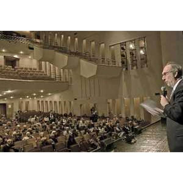 Il vicegovernatore del Friuli Venezia Giulia con delega a Salute e Politiche sociali, Riccardo Riccardi, interviene all'evento ""Franco Basaglia e la legge 180: 40 anni senza manicomi", organizzato al Teatro Verdi di Gorizia in occasione del quarantesimo della legge 180