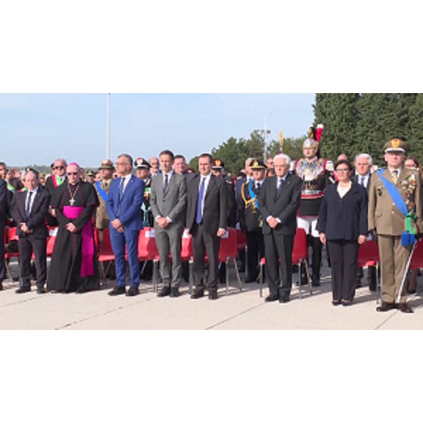 Un momento della cerimonia in onore dei caduti della Prima Guerra Mondiale tenutasi a Redipuglia, alla presenza del presidente della Repubblica, Sergio Mattarella, e del governatore del Friuli Venezia Giulia, Massimiliano Fedriga.