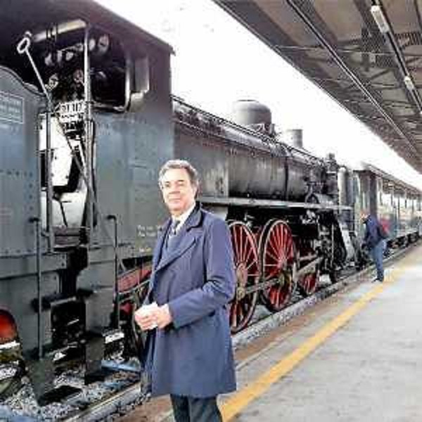 Graziano Pizzimenti, assessore regionale alle Infrastrutture e Territorio, alla partenza dalla stazione di Udine del "Treno storico della Grande Guerra" che ha percorso i luoghi della ritirata del 1917