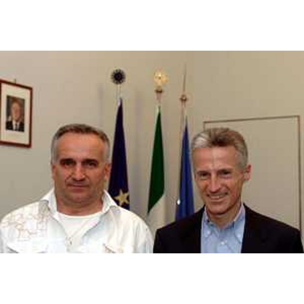 Riccardo Illy (Presidente Regione Friuli Venezia Giulia) incontra Flaviano Tonnellotto (Imprenditore immobiliare e Presidnete della Triestina Calcio) (Trieste, 16/06/05)